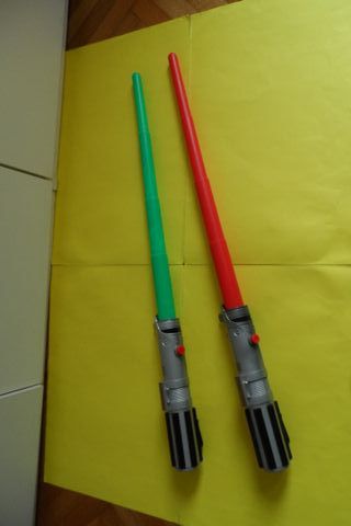 2 spade giocattolo laser star wars rossa verde jed
