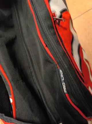 Paletero Bullpadel Vairo