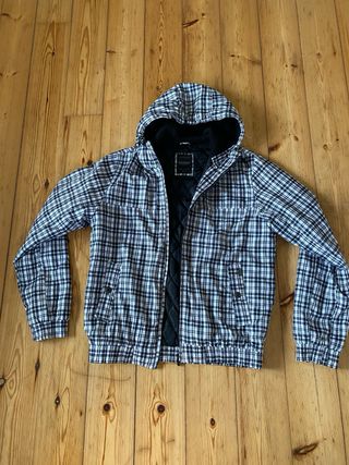 Cazadora cuadros Pull and Bear retro