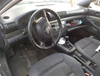 Audi 338566 centralita motor 0281010094 a4 berlina