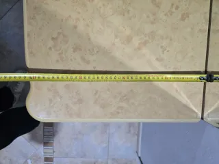 Cómoda con espejo y entrador