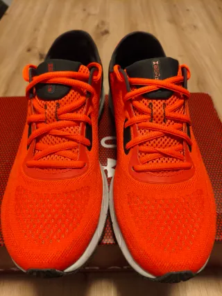 Under Armour HOVR Sonic 5