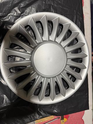 Tapacubos llanta R14