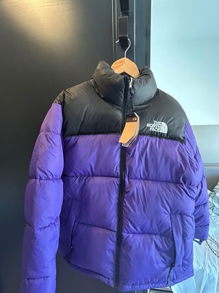 Chaqueta The North Face Morado y Negro