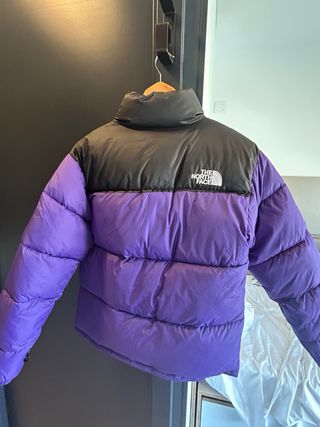 Chaqueta The North Face Morado y Negro