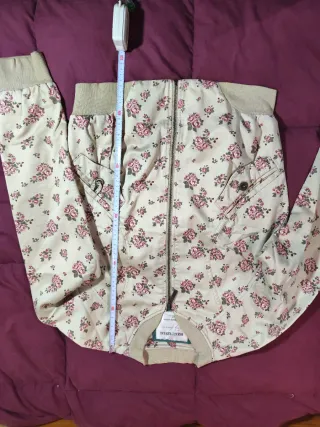 Chaqueta bomber floral entretiempo Talla S