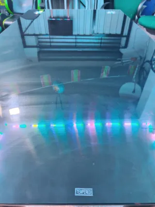 Mesa cristal templado negra