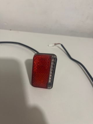 Luz trasera patinete NAVEE N40