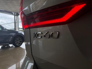 Volvo XC60 D3 MOMENTUM *TECHO SOLAR*