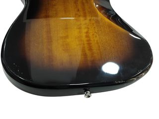 GUITARRA ELECTRICA FENDER SQUIER STRATOCASTER NEGRA-MARRON *DETALLES ESTETICOS*