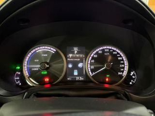 Lexus NX 2.5 300h F Sport 4WD