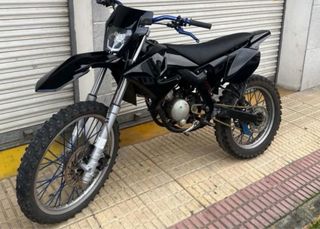 Yamaha DT Enduro Manual