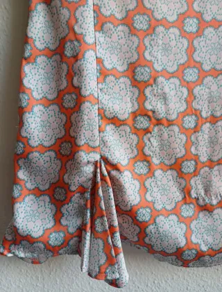 Vestido Kling estampado naranja y blanco