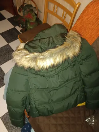 Chaqueta acolchada verde talla S sin estrenar