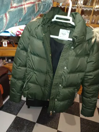 Chaqueta acolchada verde talla S sin estrenar