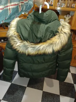 Chaqueta acolchada verde talla S sin estrenar