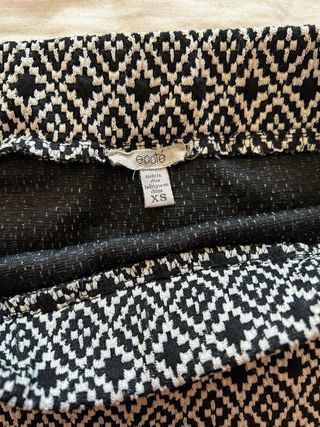 Minifalda Ecoté geométrica