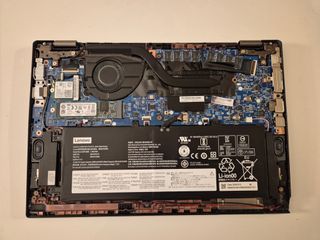 Portátil Lenovo L13 Gen 2 averiado