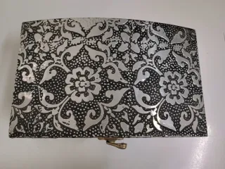 2 Cajas joyeros labradas plateadas