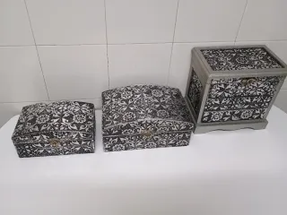 2 Cajas joyeros labradas plateadas