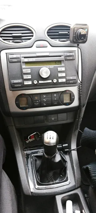 Ford Focus Trend 1.6 gasolina 2005