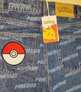 Pantalones Jeans vaqueros pokemon NUEVOS.