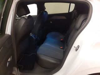 Peugeot 308 5P First Edition Eléctrico 115kW (156CV)