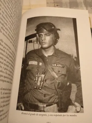 Libro de Elvis Presley