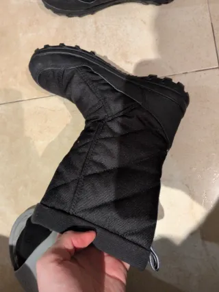 Conjunto niño/a: pantalón y botas nieve como nuevo