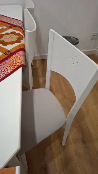 Mesa de comedor y 6 sillas