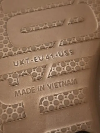 Chanclas Fitflop Marrón Dorado Mujer