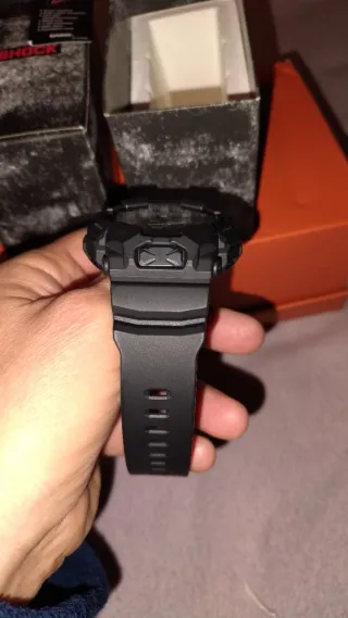 Casio G-Shock GA-010 Negro