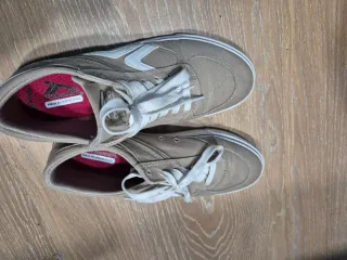 Zapatillas deportivas beige