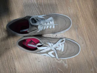 Zapatillas deportivas beige