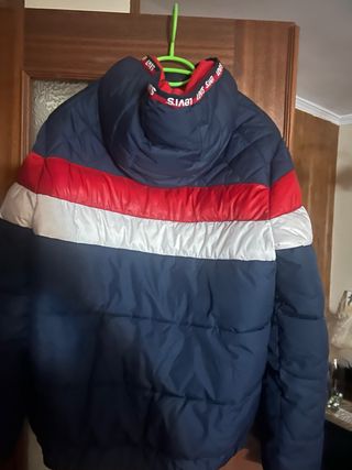 Chaqueta Levi's acolchada bloques de color