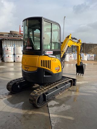 Miniretro Excavadora YANMAR VIO30