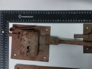 Lote de 5 cerraduras antiguas