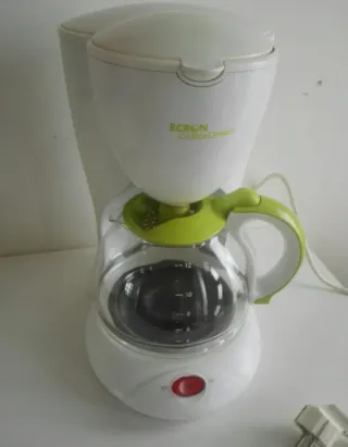 Cafetera y Tostador Eléctrico