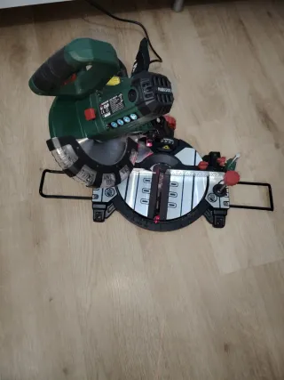 Combo Sierra Ingletadora Parkside y Taladro