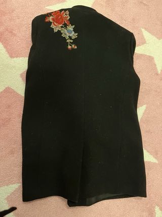 Chaqueta Zara bordada Talla XL