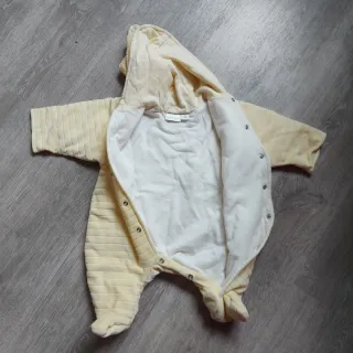 Buzo bebé 3 meses con capucha 60 cm