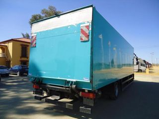 Iveco EUROCARGO ML120 E25-CAMIONES FURGONES