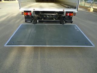 MAN TGL 12.250-CAMIONES FURGONES