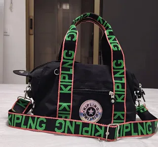 Bolso Kipling Negro Multicolor Seminuevo