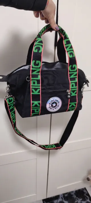 Bolso Kipling Negro Multicolor Seminuevo