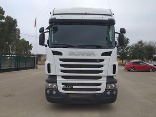 Scania R 440-CAMIONES FURGONES