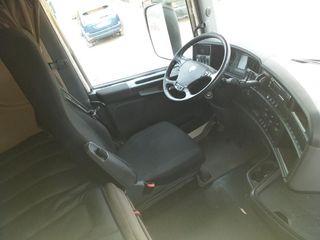 Scania R 440-CAMIONES FURGONES