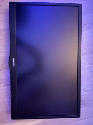 Monitor Philips Negro y soporte pared de regalo