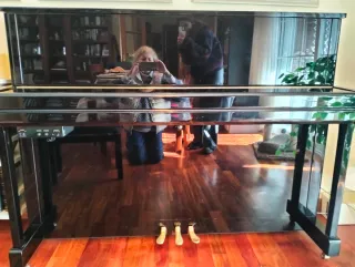 Piano acústico Yamaha