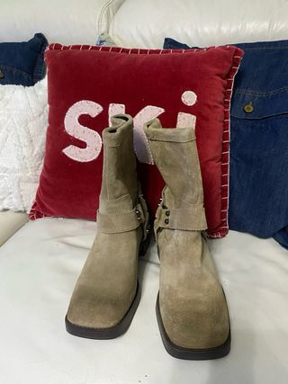 Botines Zara ante marrón T.35